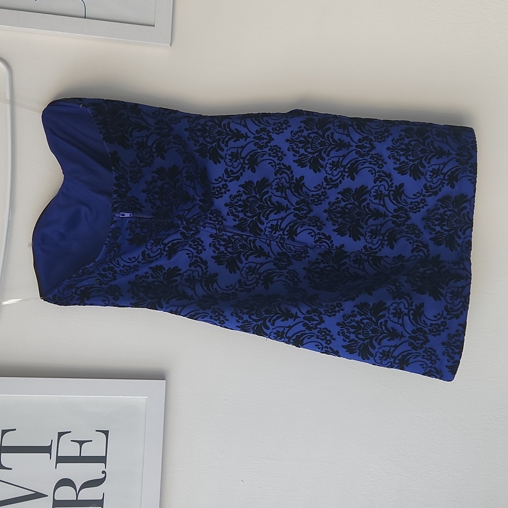 Macys mini velvet black blue dress size 1/2 lined with pockets